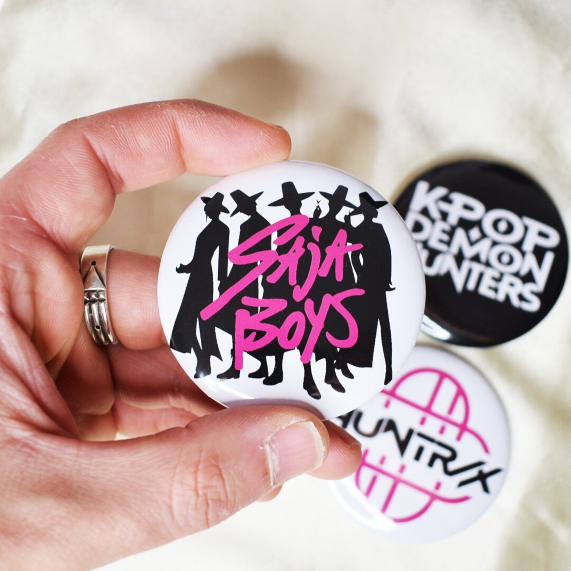 KPOP DEMON HUNTERS – Chapa 58mm - 7